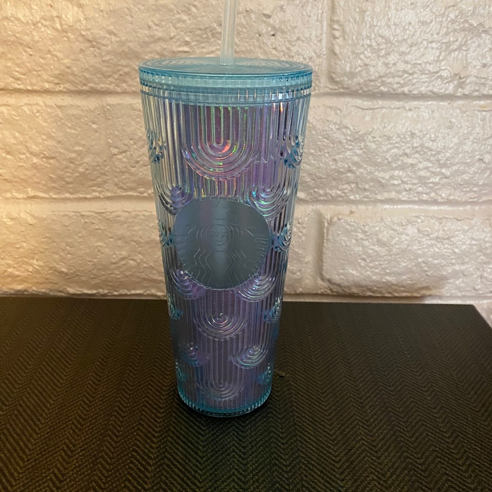 Starbucks 2022 Iridescent Mermaid Scales Plastic Cold Cup Tumbler Venti 24oz